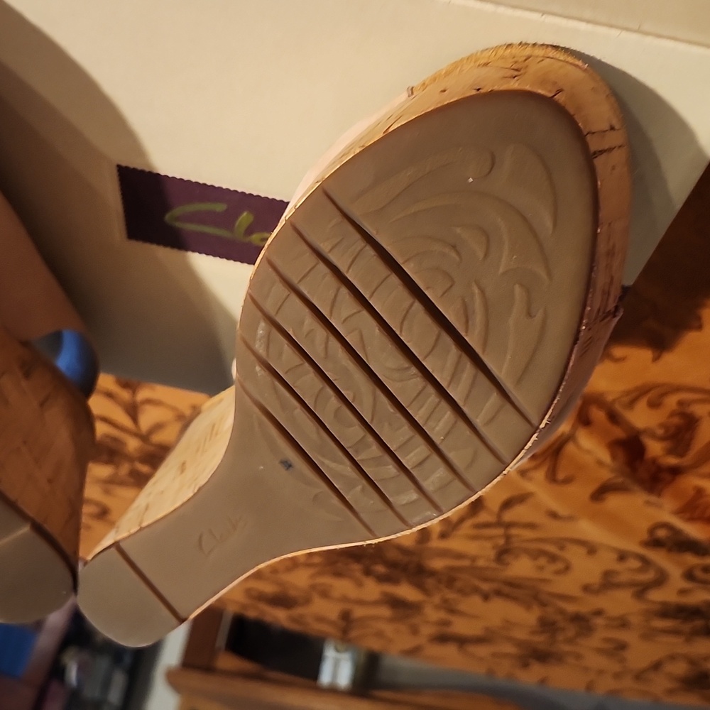 Clark's 3" Heels - Picture 7 of 7
